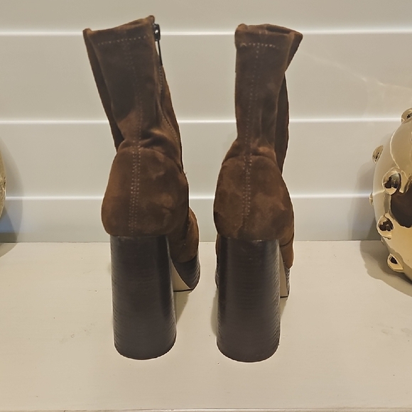 Steve Madden Brown Suede Platform Ankle Boots - Picture 2 of 3